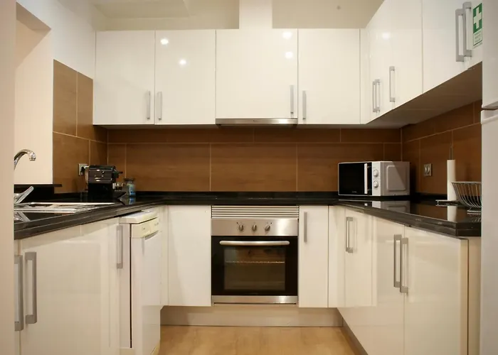 Like Iii - Com 2 Quartos, Ideal Familias E Amigos * 丰沙尔